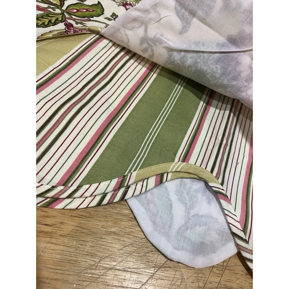 Waverly‎ Valance Peek-A-Boo Navarra Raspberry Floral Striped 3